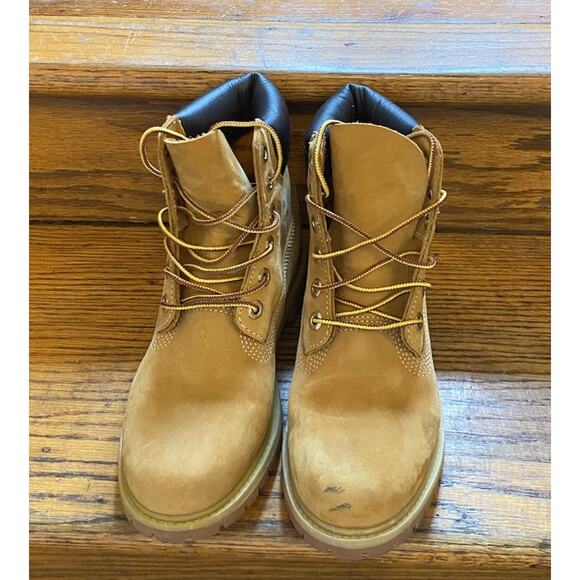 Timberland 6” Inch Premium Women’s Size 6.5 M Boots Nubuck Wheat Lace up Boots - Picture 2 of 10